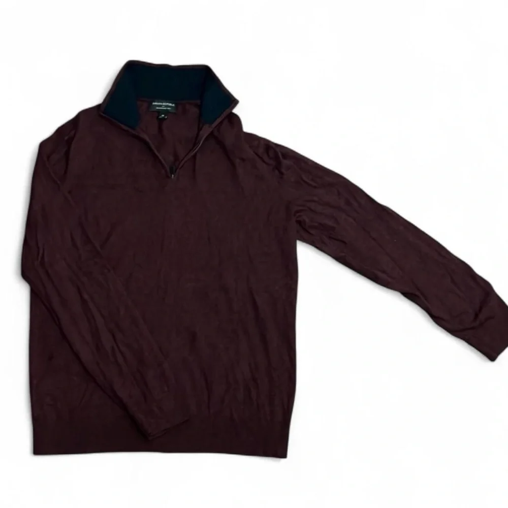 Men’s Banana Republic sweater, burgundy, size medium